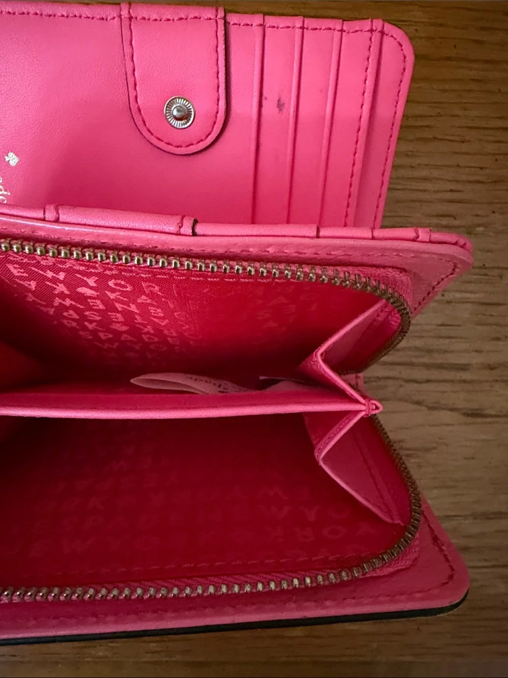kate spade compact zip